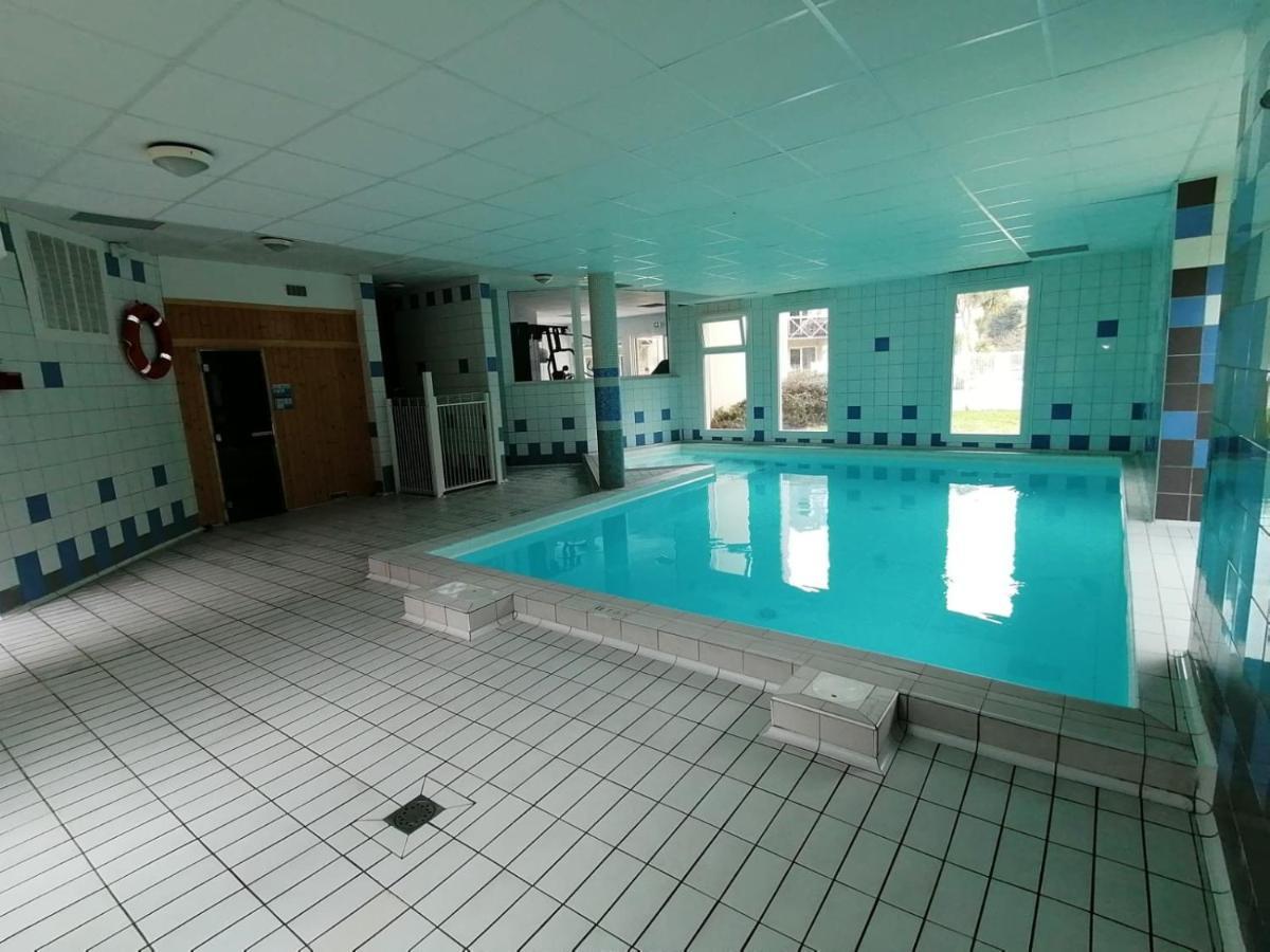 Kermael - Appt Vue Mer Et Piscine Partagee Saint-Briac-sur-Mer Eksteriør billede